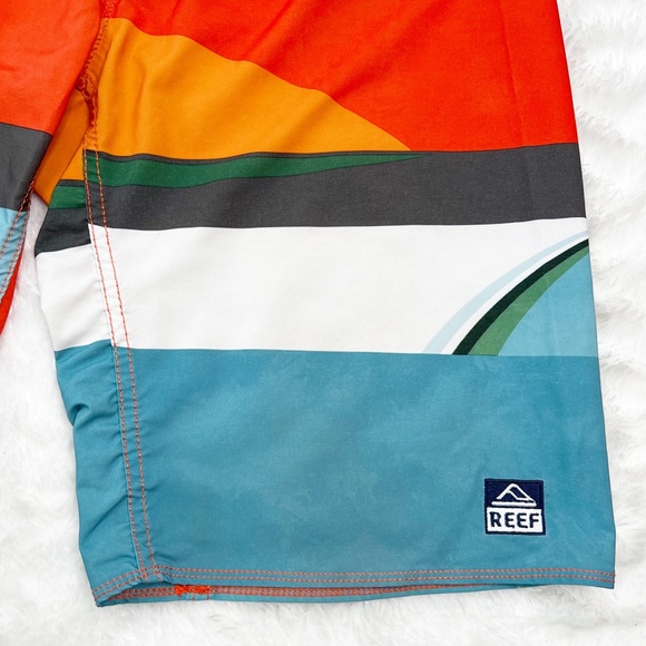 Reef Multicolor Color Block 11” Board Shorts Size 32 - Picture 4 of 14